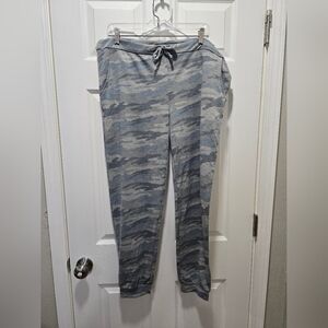 Women's Camouflage Jogger Pants
